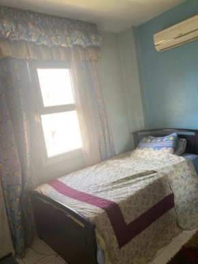 Females only Private bedroom stay with me Rehab city